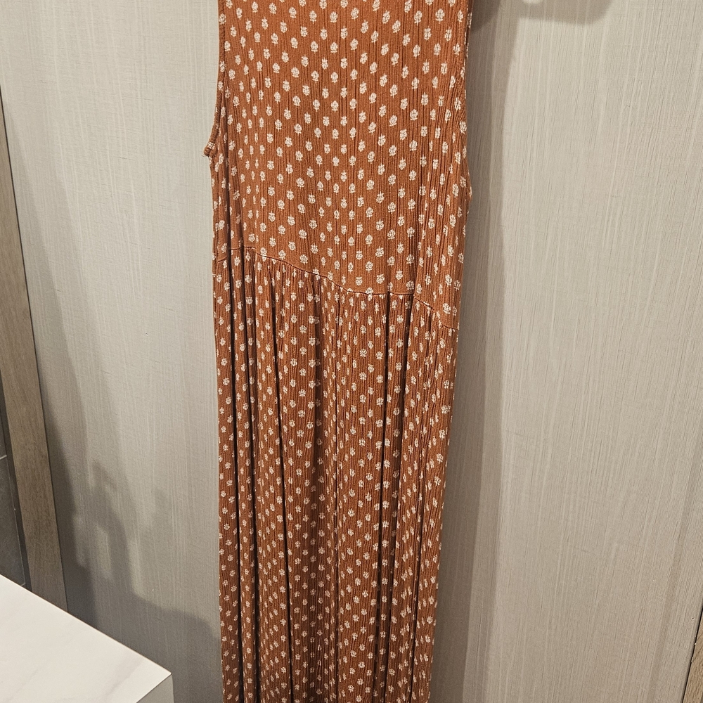 Carly Jean Los Angeles Rust Polka Dot Midi Dress